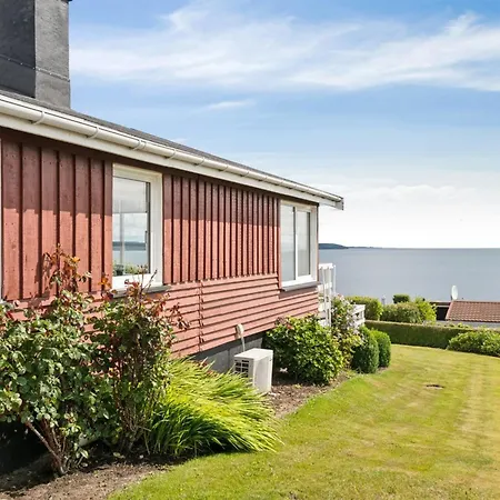 Fani - 150m From The Sea By Interhome *