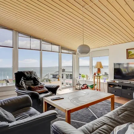 Fani - 150m From The Sea By Interhome