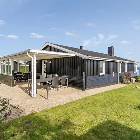 Fani - 150m From The Sea By Interhome